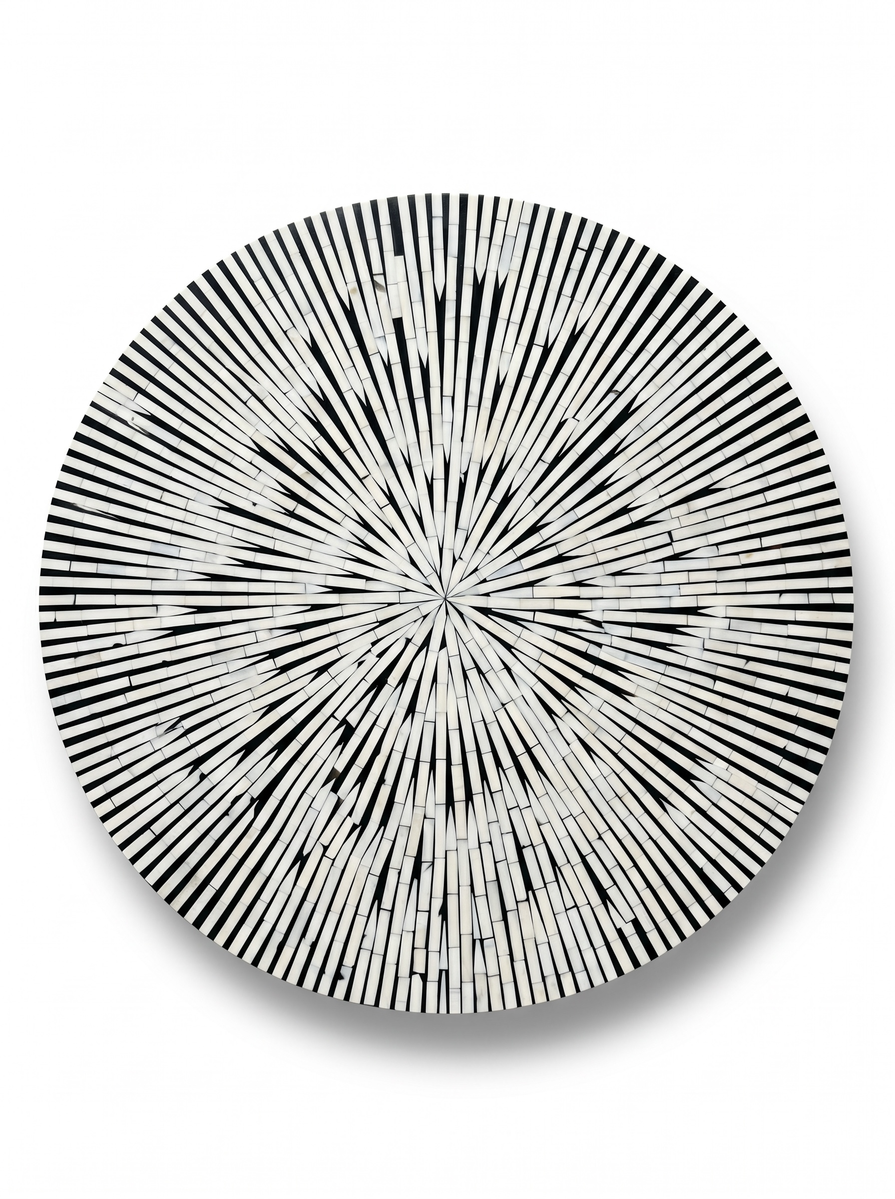 BlW round centre table