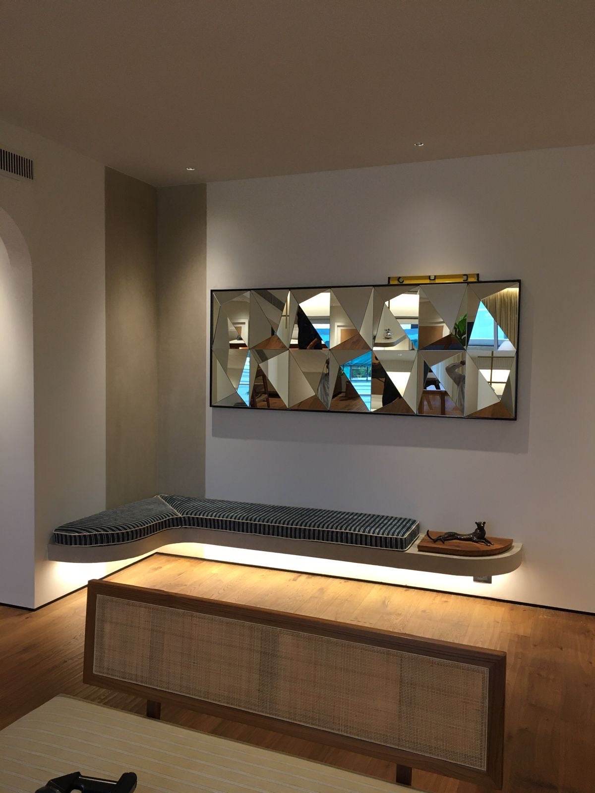 Black SS framed pyramid mirror - Mirrorwalla