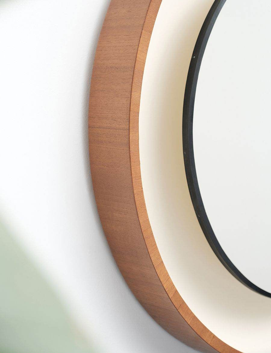 Amazing OD-LED Mirror