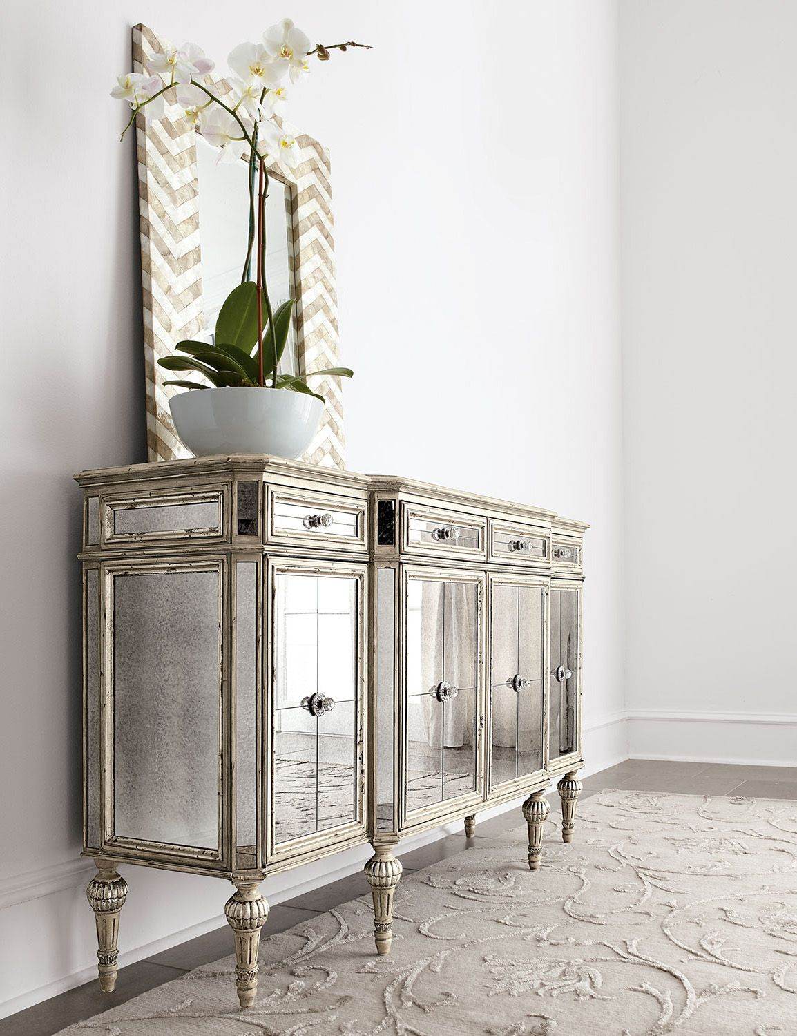 Wave Pearl Designer Mirror