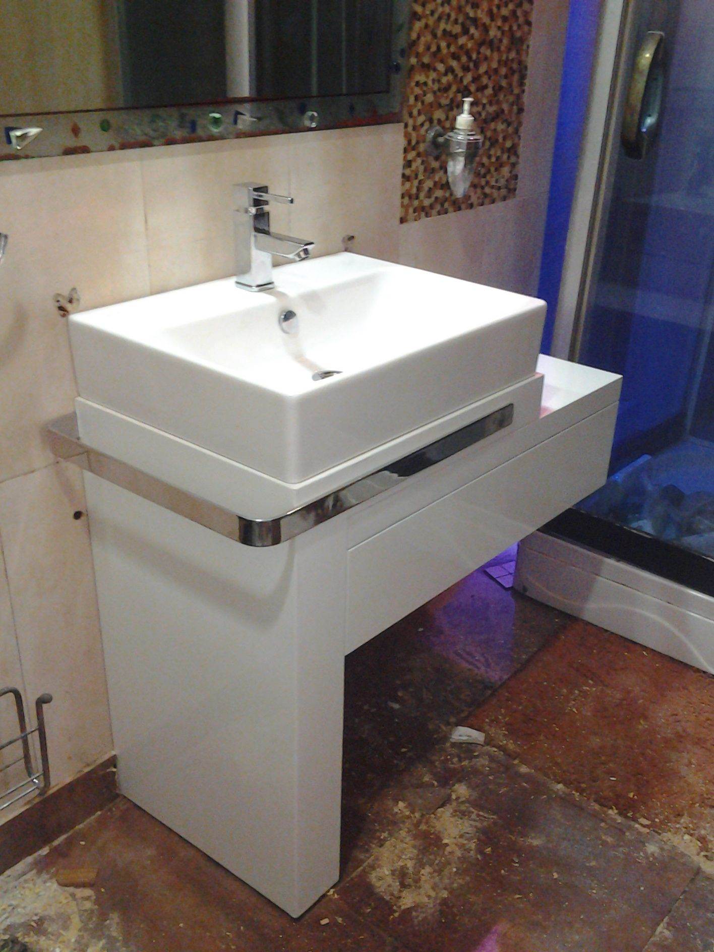 White Bemma Bathroom Vanity - Mirrorwalla