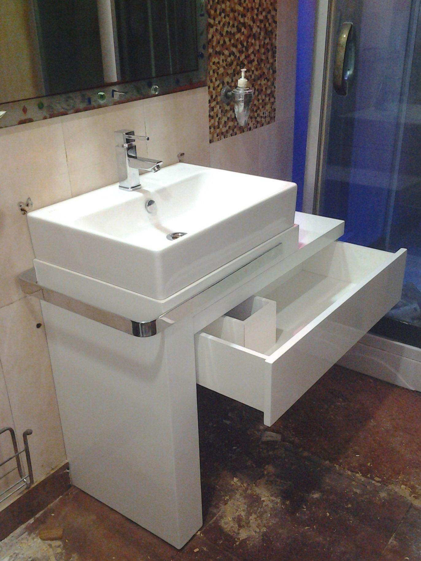 White Bemma Bathroom Vanity - Mirrorwalla