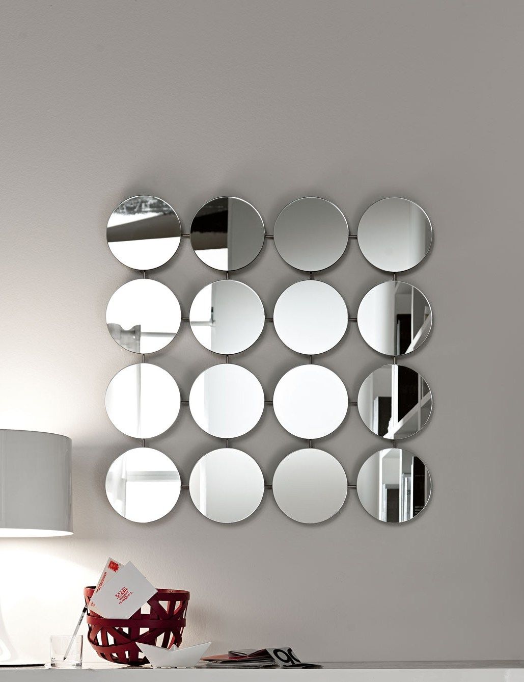 16 Balls Decorative Mirrors