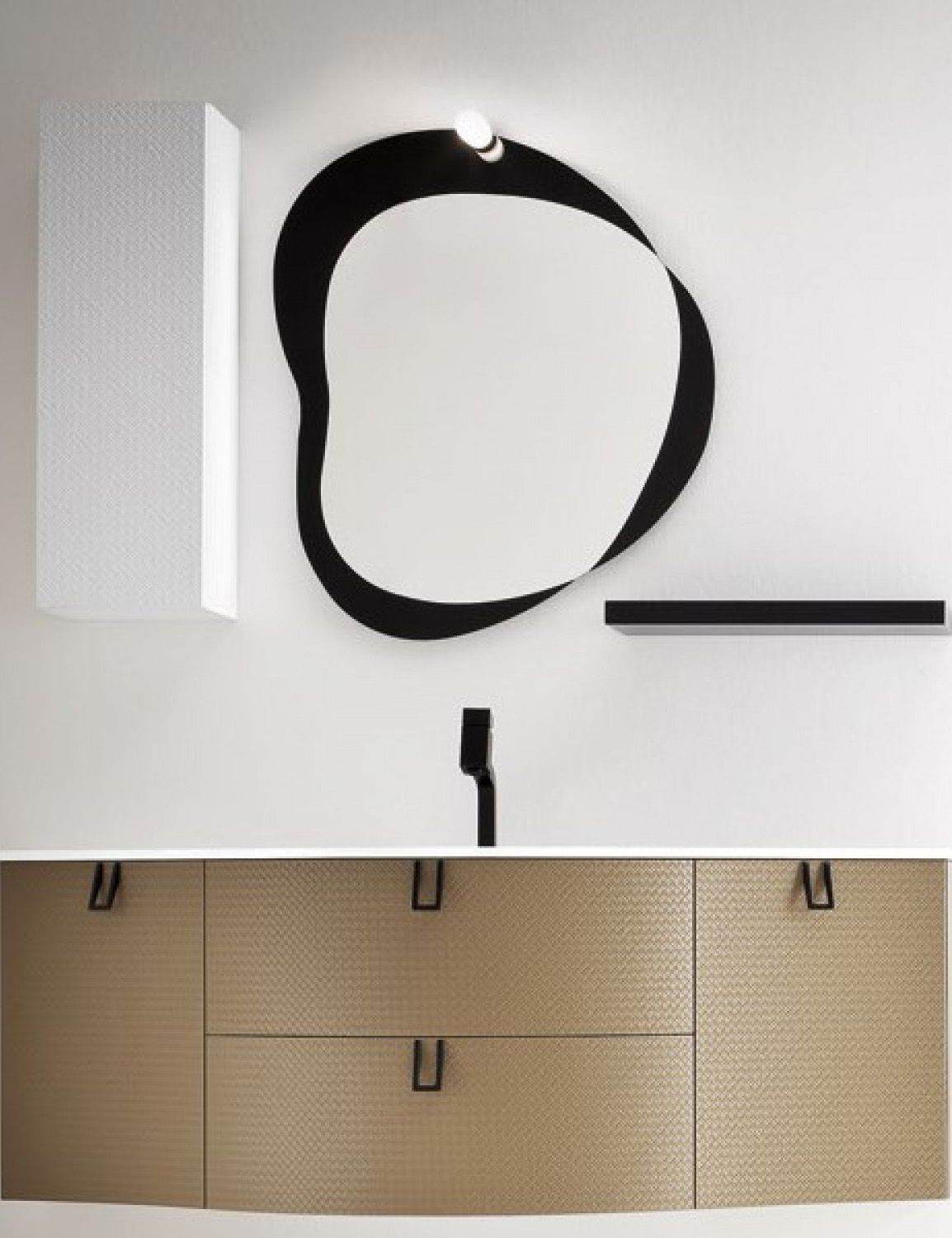 Black Heart Decorative Mirror - Mirrorwalla