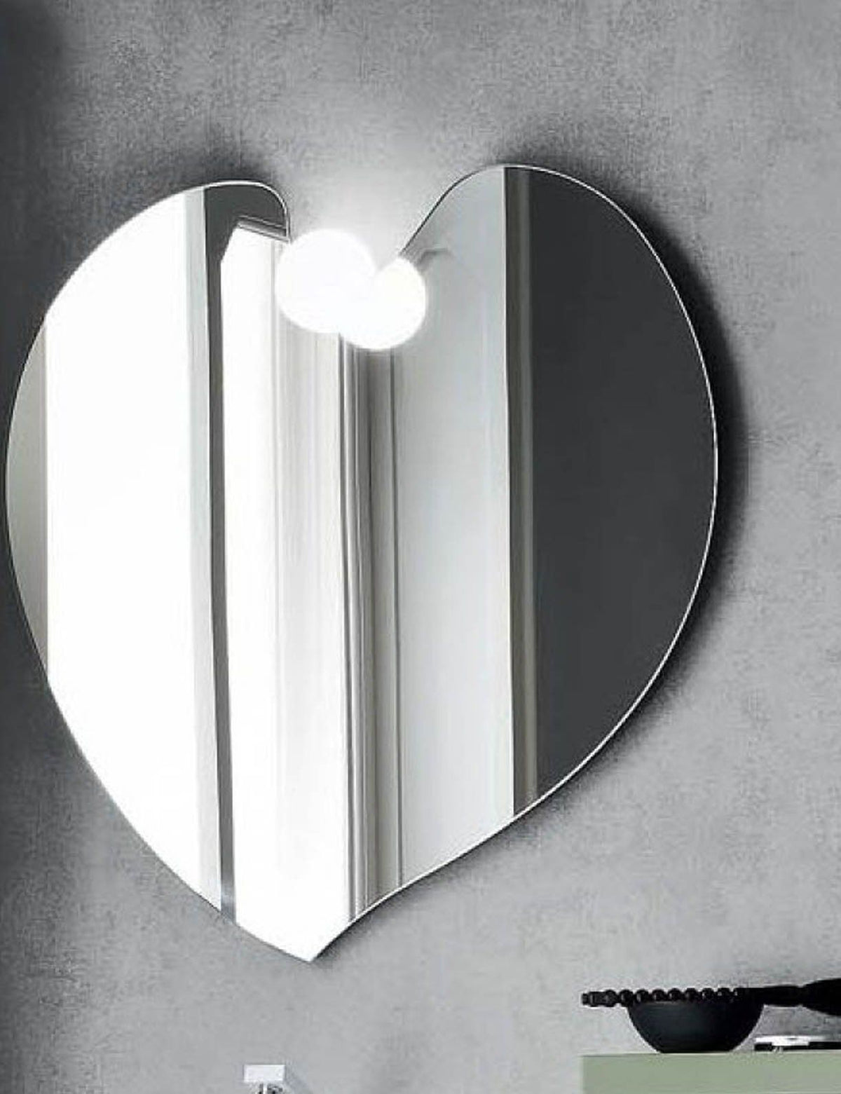 Solid Heart Decorative Mirror