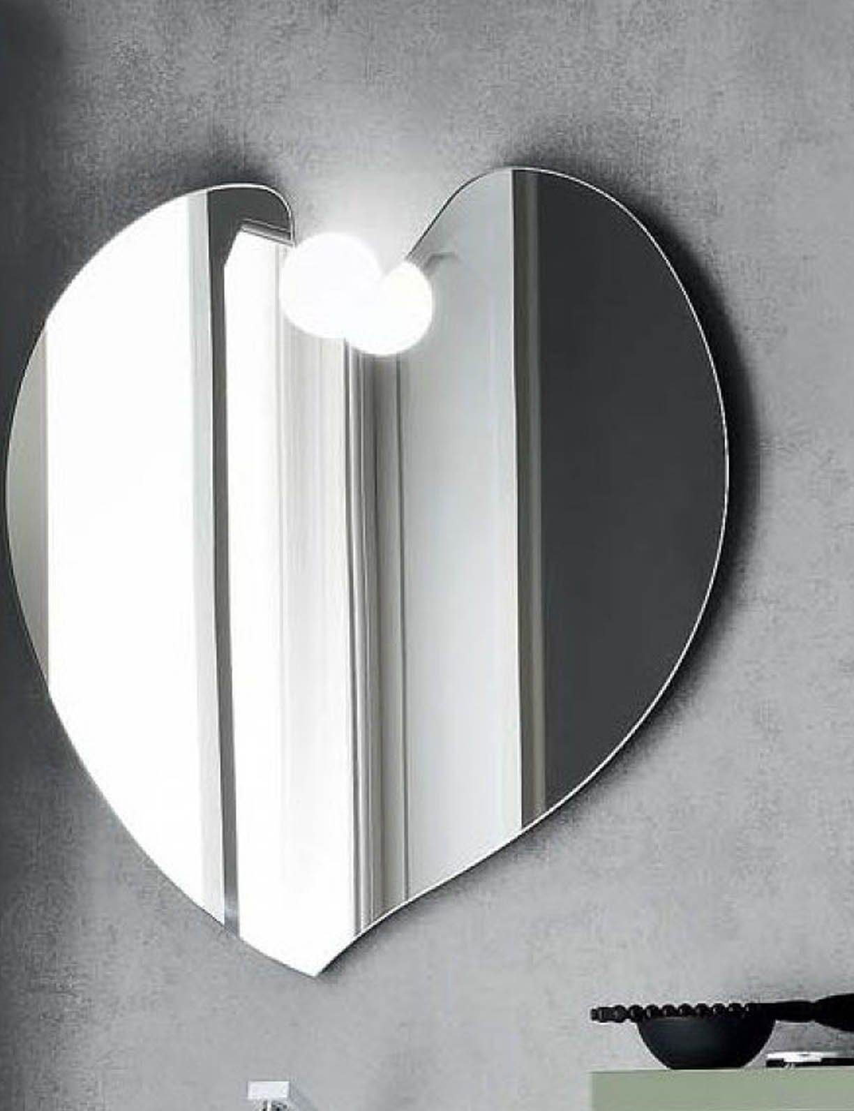 Solid Heart Decorative Mirror - Mirrorwalla