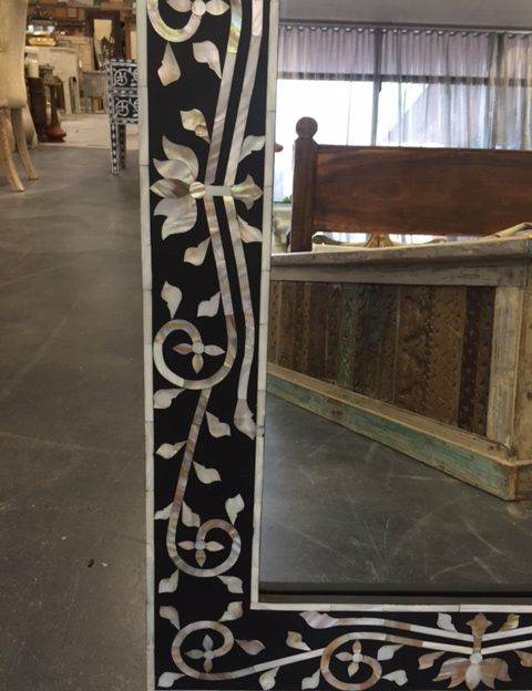 Art Pearl Decorative Mirror