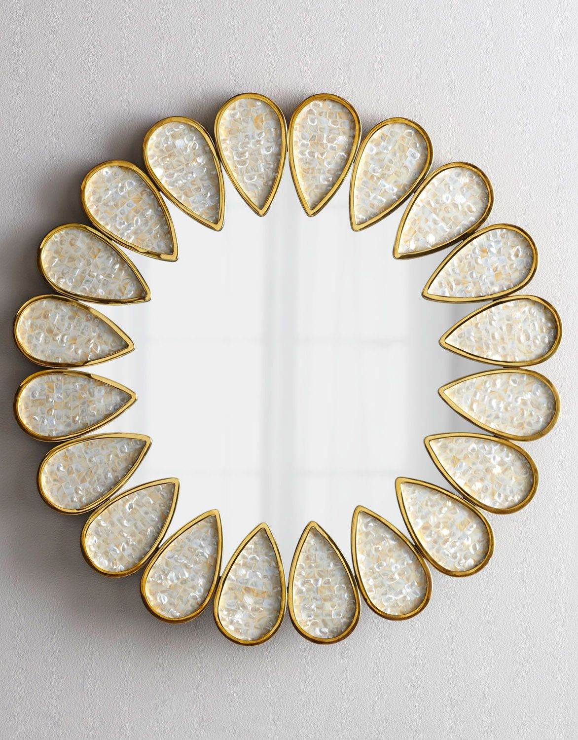 MOP Leafs Decorative Mirror - Mirrorwalla