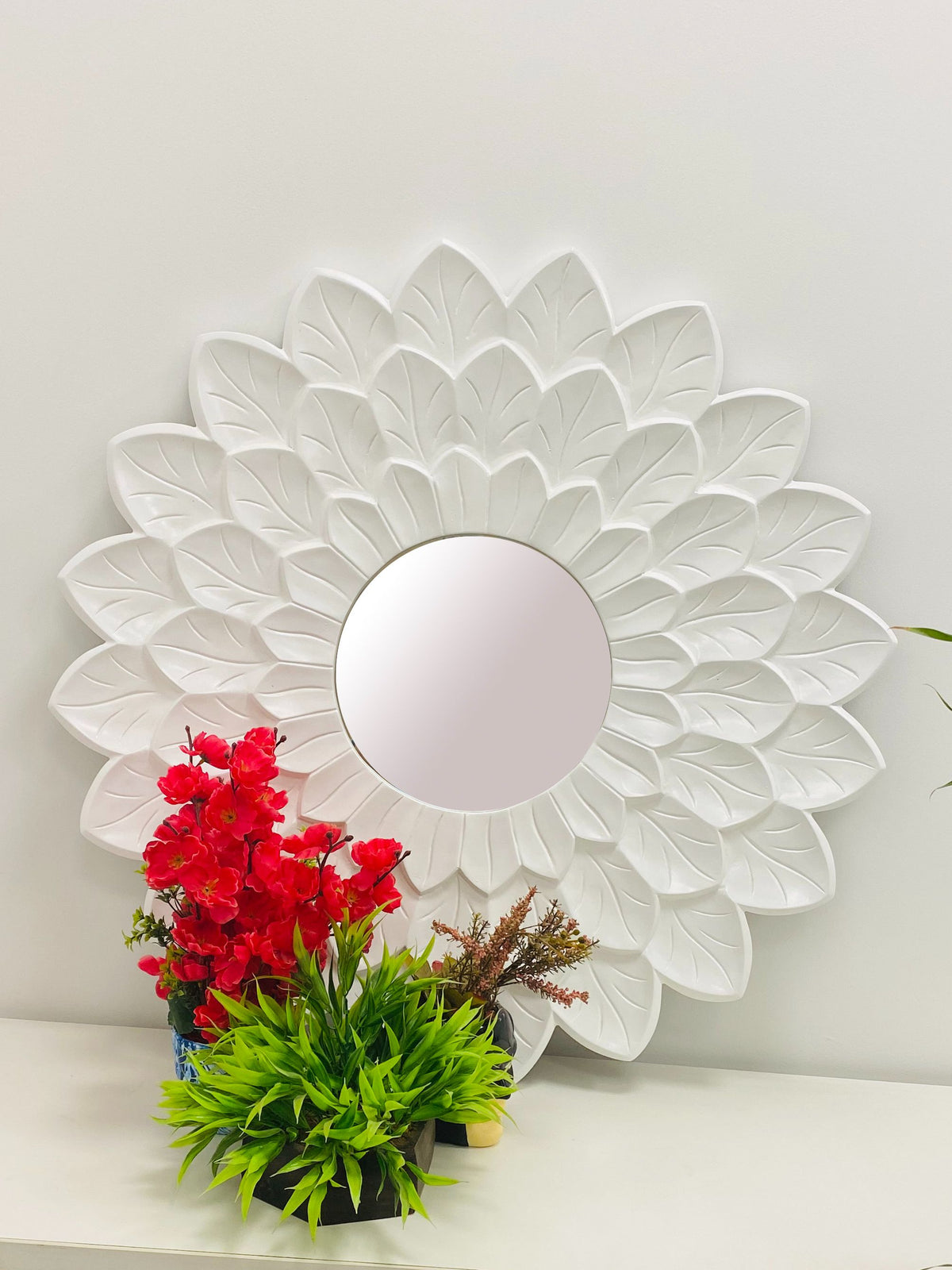 White Daisy Decorative Mirror