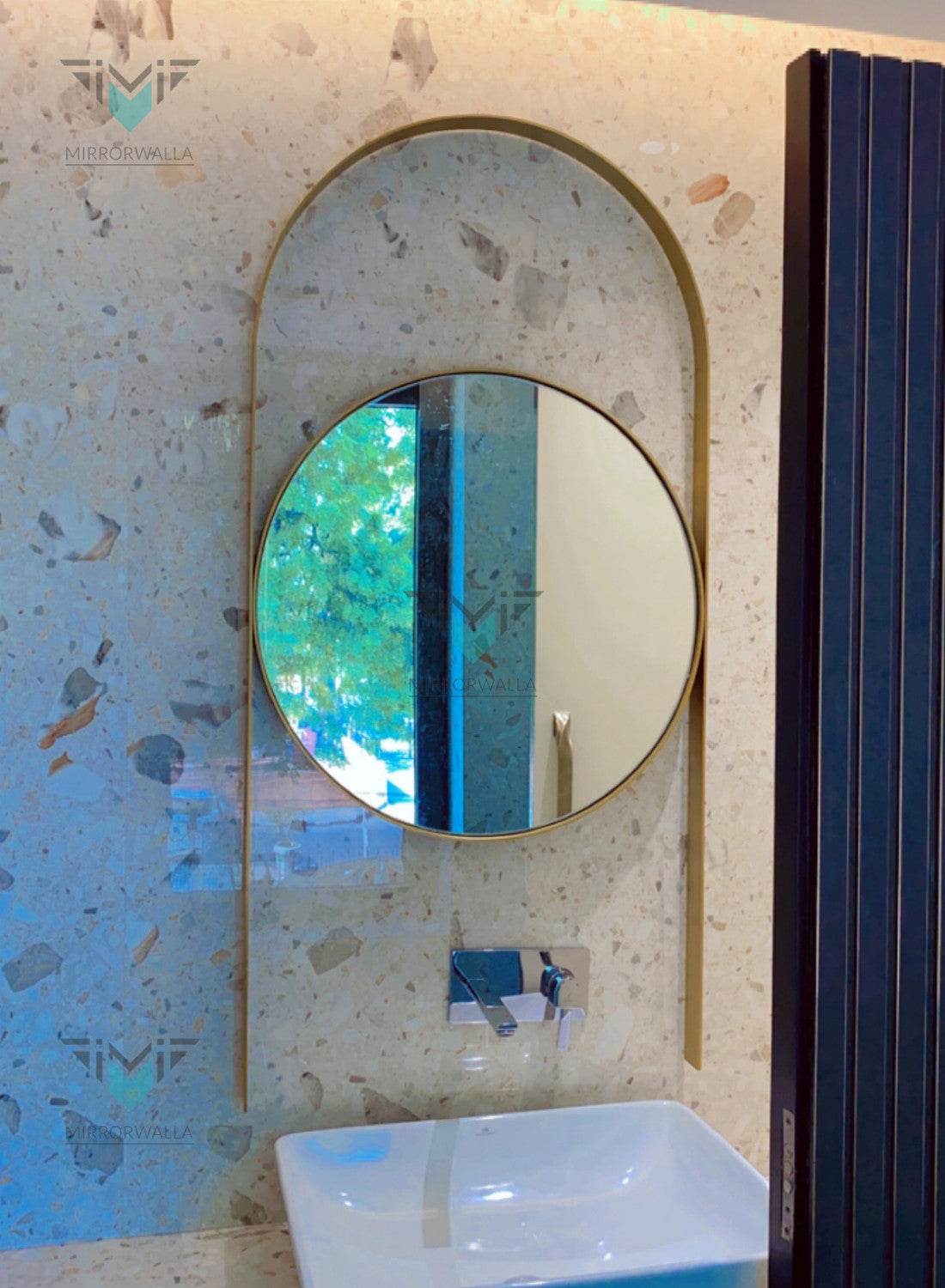 Brass Pvd Circle Crown Dc Mirror - Mirrorwalla